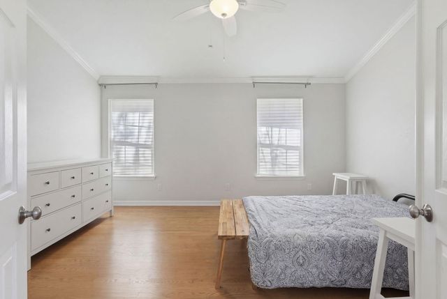 18 Hawkseye Place, The Woodlands, TX 77381