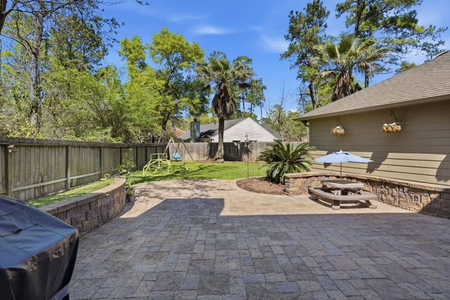 18 Hawkseye Place, The Woodlands, TX 77381