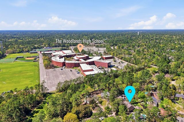 18 Hawkseye Place, The Woodlands, TX 77381