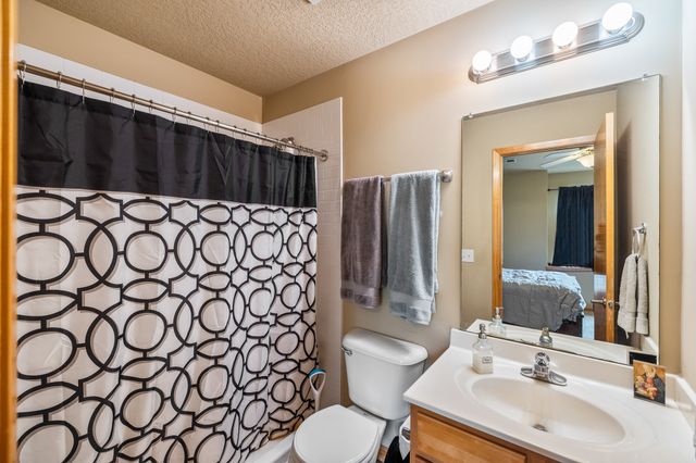 2341 Hart Avenue 2, Des Moines, IA 50320