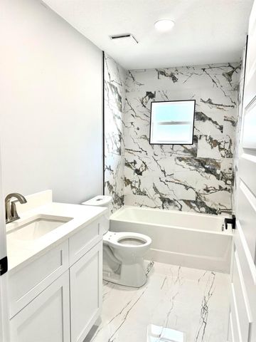 3432 Southern Pines Drive, Fort Pierce, FL 34982