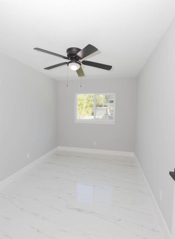 3432 Southern Pines Drive, Fort Pierce, FL 34982