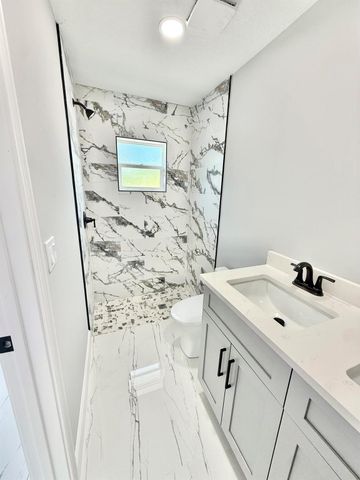 3432 Southern Pines Drive, Fort Pierce, FL 34982