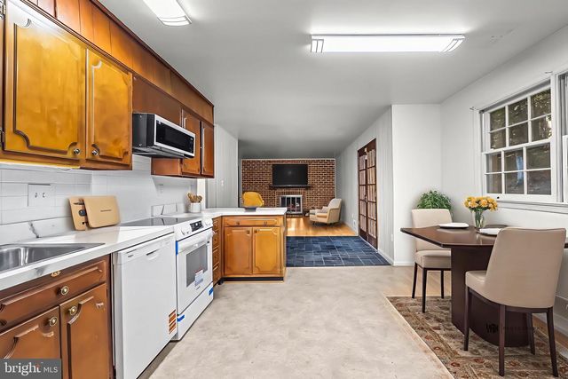 12509 WHITE DR, Silver Spring, MD 20904