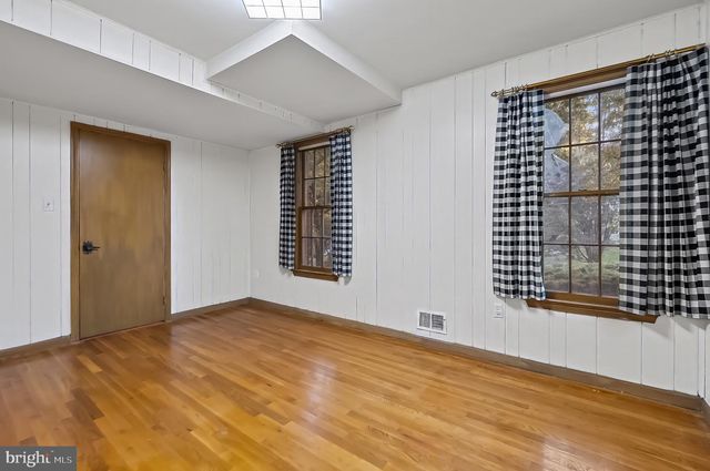 12509 WHITE DR, Silver Spring, MD 20904