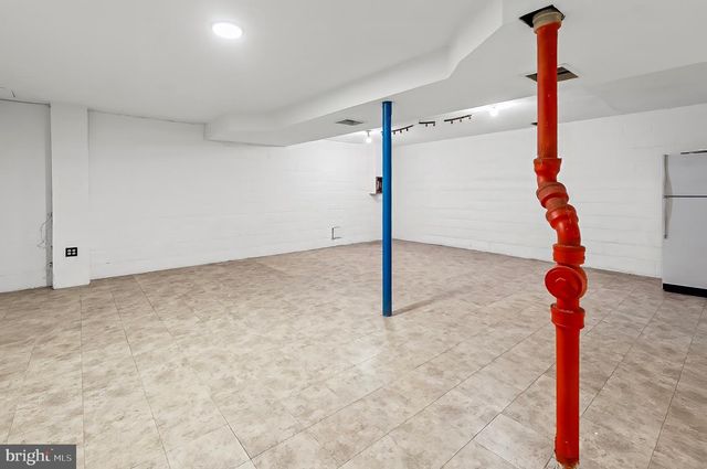 12509 WHITE DR, Silver Spring, MD 20904