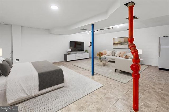 12509 WHITE DR, Silver Spring, MD 20904