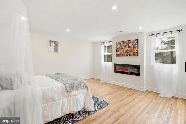 1919 COBDEN, Glenside, PA 19038