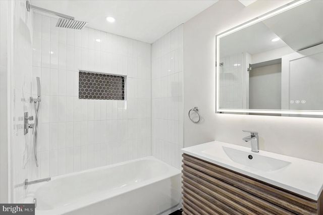 1919 COBDEN, Glenside, PA 19038