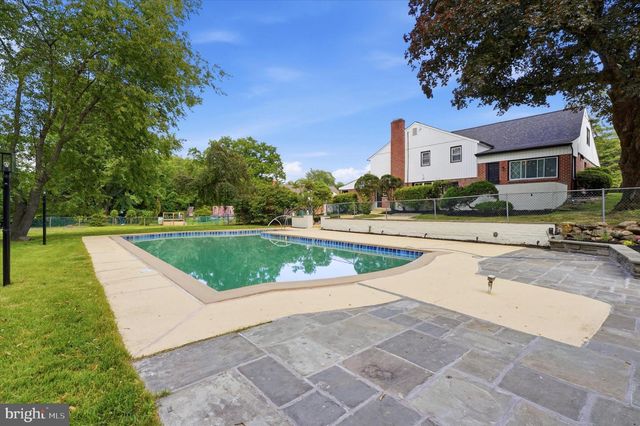 1919 COBDEN, Glenside, PA 19038