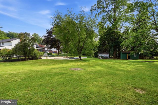1919 COBDEN, Glenside, PA 19038