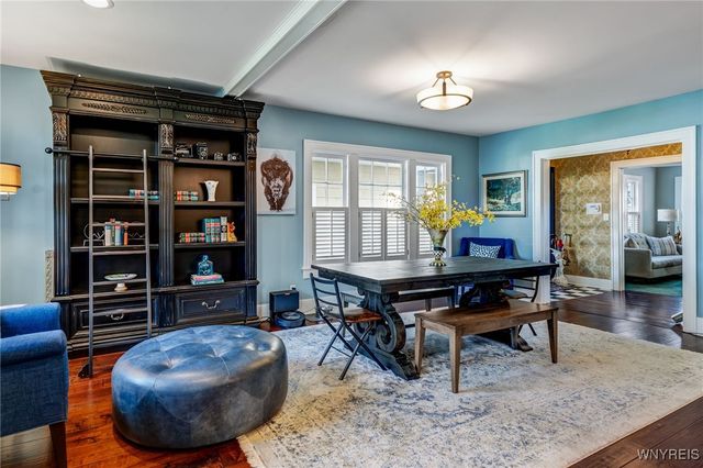 8431 West Rivershore Drive, Niagara Falls, NY 14304