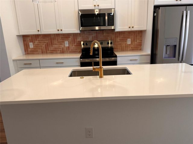 17592 NORTHLAKE GROVE DRIVE, Winter Garden, FL 34787