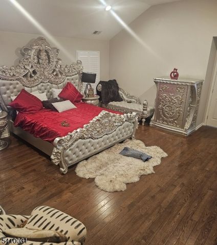 23 Hearthstone Dr, North Haledon Boro, NJ 07508