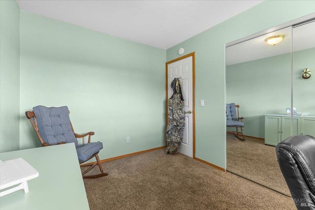 166 Davis Ln, Penngrove, CA 94951