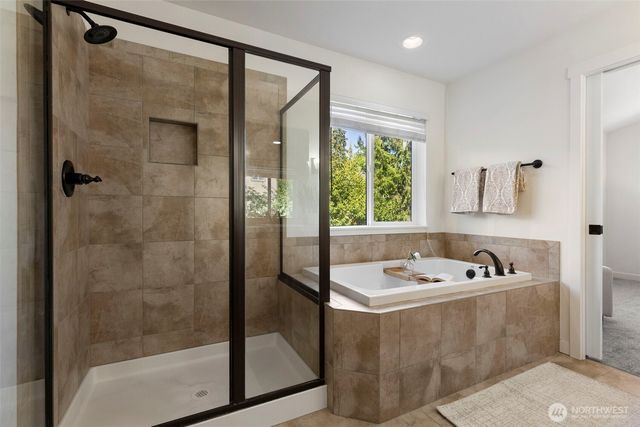 4532 NW Arriva Way, Silverdale, WA 98383