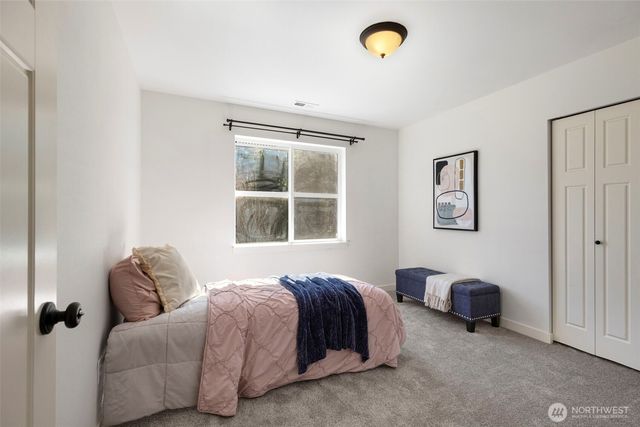 4532 NW Arriva Way, Silverdale, WA 98383