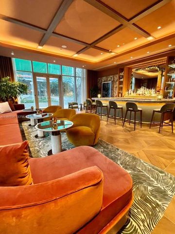 77 SE 5 1915, Miami, FL 33131