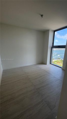 77 SE 5 1915, Miami, FL 33131