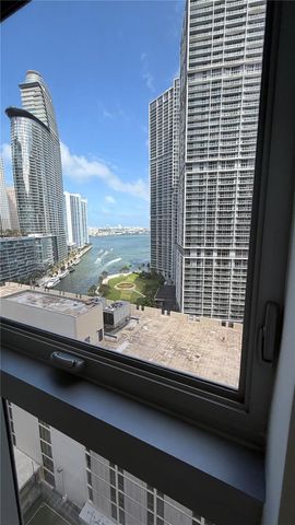 77 SE 5 1915, Miami, FL 33131