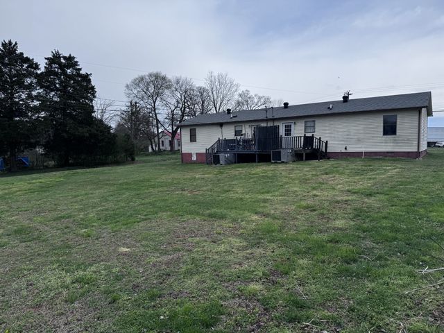 423 Smartt Station Rd, Morrison, TN 37357