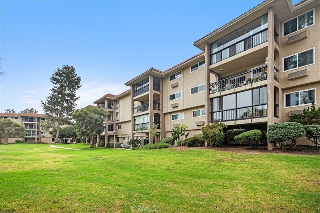 5371 Punta Alta 3B, Laguna Woods, CA 92637