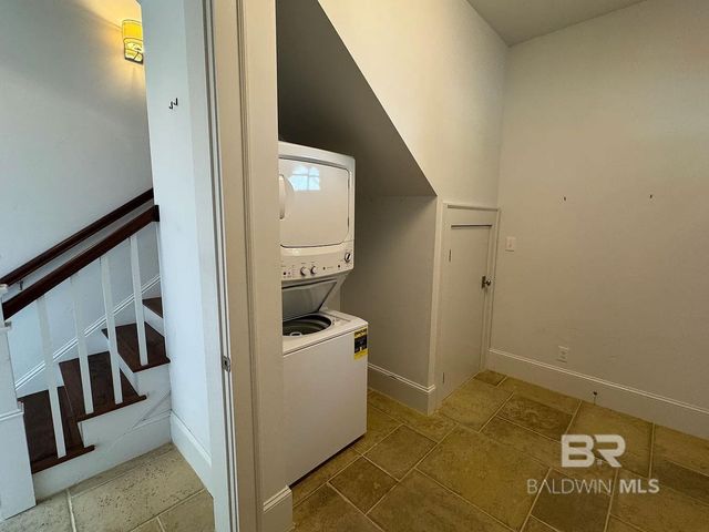 111 Magnolia Avenue 1, Fairhope, AL 36532