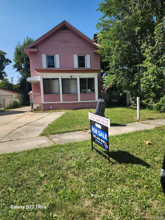 1909 Proctor Avenue, Flint, MI 48504