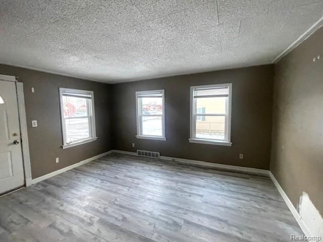 13181 Peach Street, Southgate, MI 48195