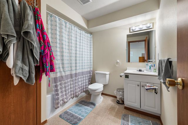 6511 N Atlantic St, Spokane, WA 99208
