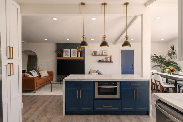 2519 Greyling Drive, San Diego, CA 92123