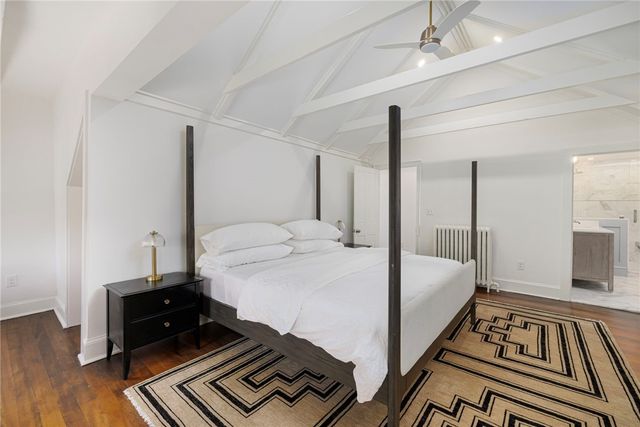 23 Mt. Vernon Street, Newport, RI 02840