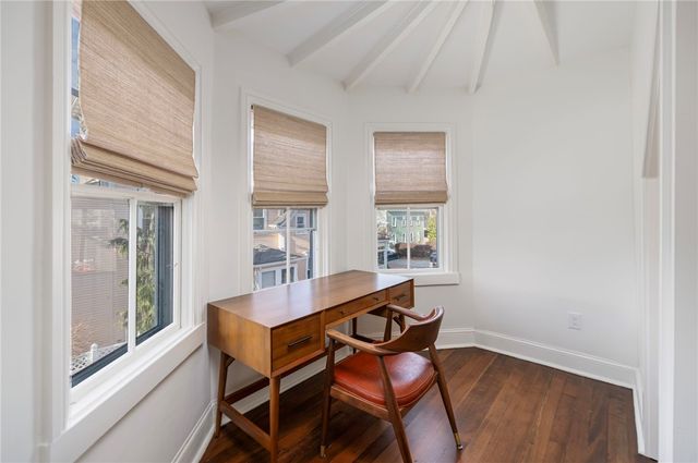 23 Mt. Vernon Street, Newport, RI 02840