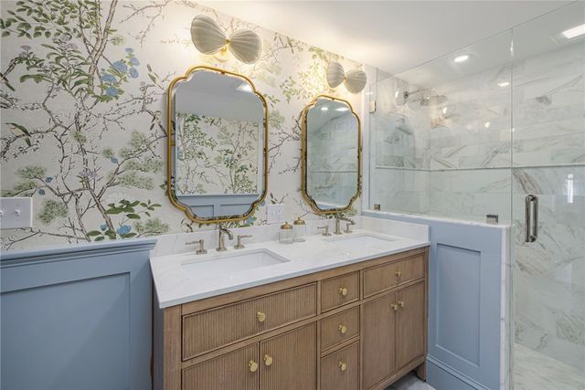 23 Mt. Vernon Street, Newport, RI 02840