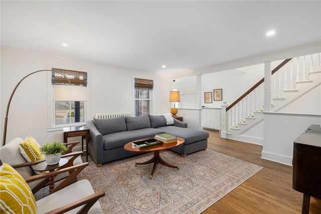 23 Mt. Vernon Street, Newport, RI 02840