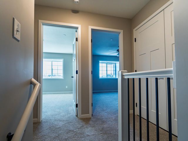 697 Shardlow Place NE, Byron, MN 55920