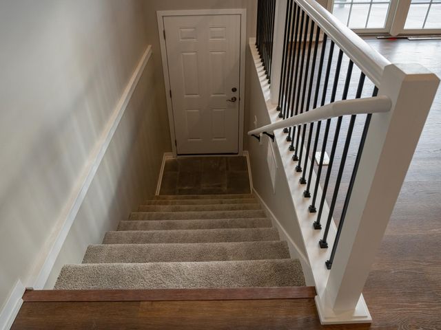 697 Shardlow Place NE, Byron, MN 55920