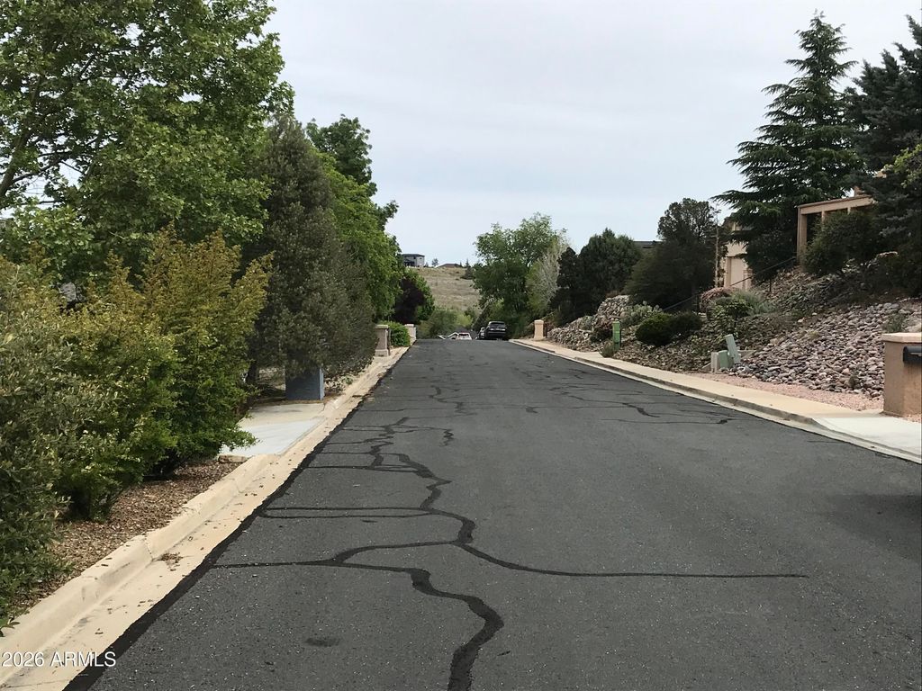 Image 5 of property listing at 1544 EAGLE POINT Drive 171, Prescott, AZ 86301