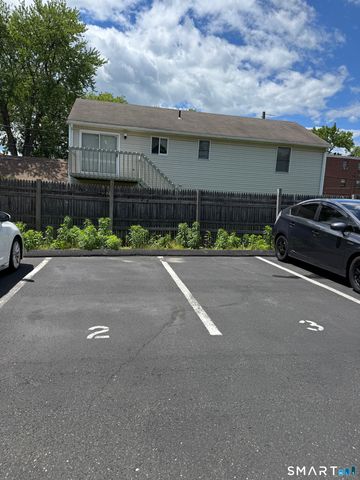 90 Kibbe Street, Hartford, CT 06106