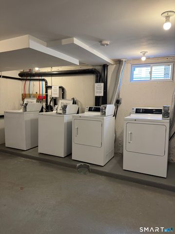 90 Kibbe Street, Hartford, CT 06106