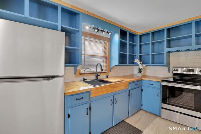 13 Benjamin Street, Bristol, CT 06010