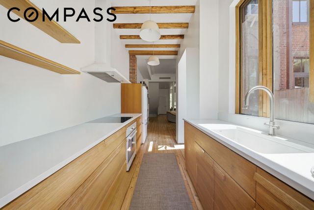 304 Clinton Avenue, New York City, NY 11205