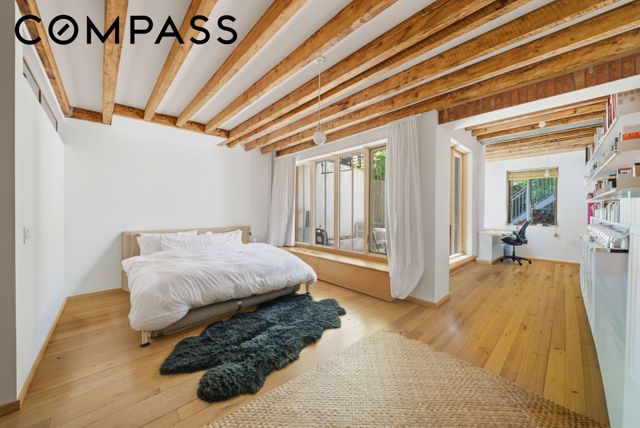 304 Clinton Avenue, New York City, NY 11205