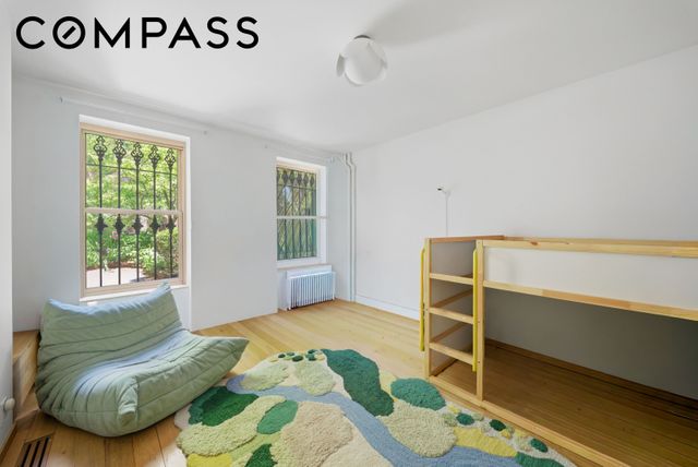 304 Clinton Avenue, New York City, NY 11205