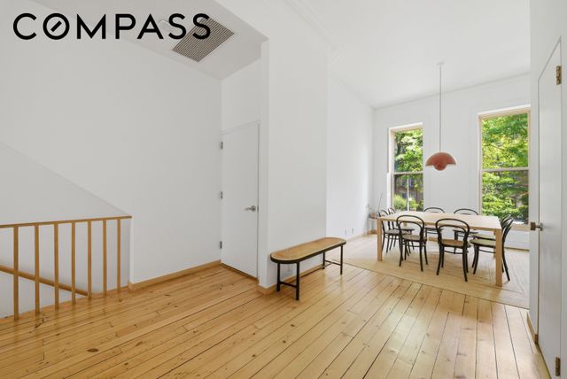 304 Clinton Avenue, New York City, NY 11205