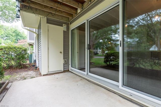 1013 Autumn Woods Ln Apt 103, Virginia Beach, VA 23454
