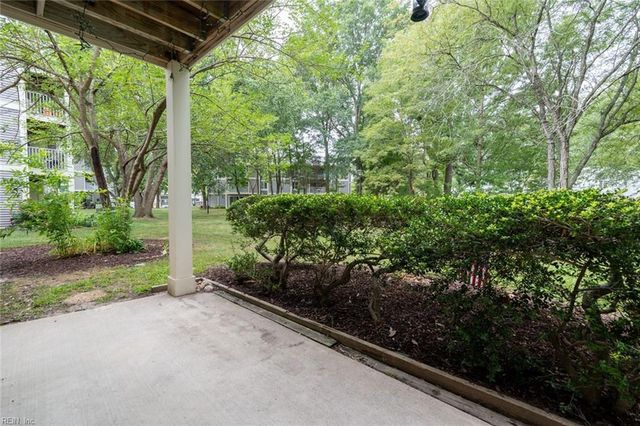 1013 Autumn Woods Ln Apt 103, Virginia Beach, VA 23454