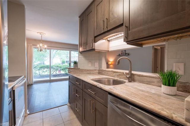 1013 Autumn Woods Ln Apt 103, Virginia Beach, VA 23454