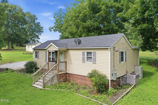 2138 N Nc 62 Highway, Burlington, NC 27217