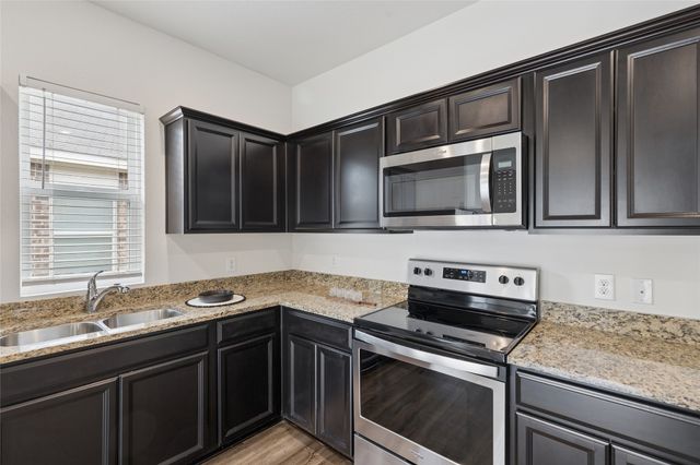 5324 Shady Springs Trail, Fort Worth, TX 76179